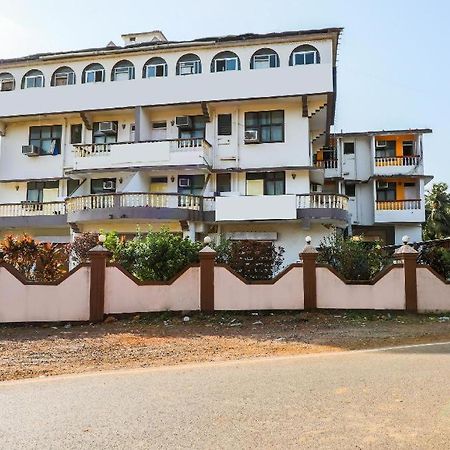 Hotel Priti International Mapusa Kültér fotó
