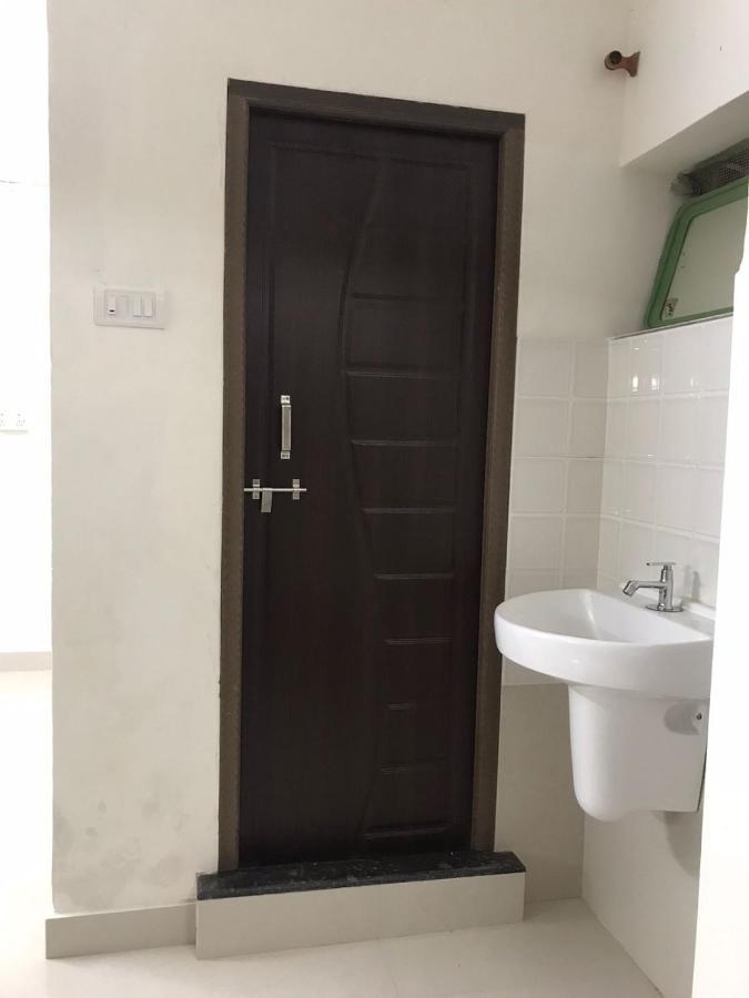 Hotel Priti International Mapusa Kültér fotó